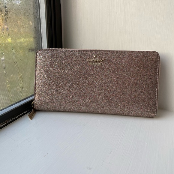 kate spade Handbags - Kate Spade Wallet.